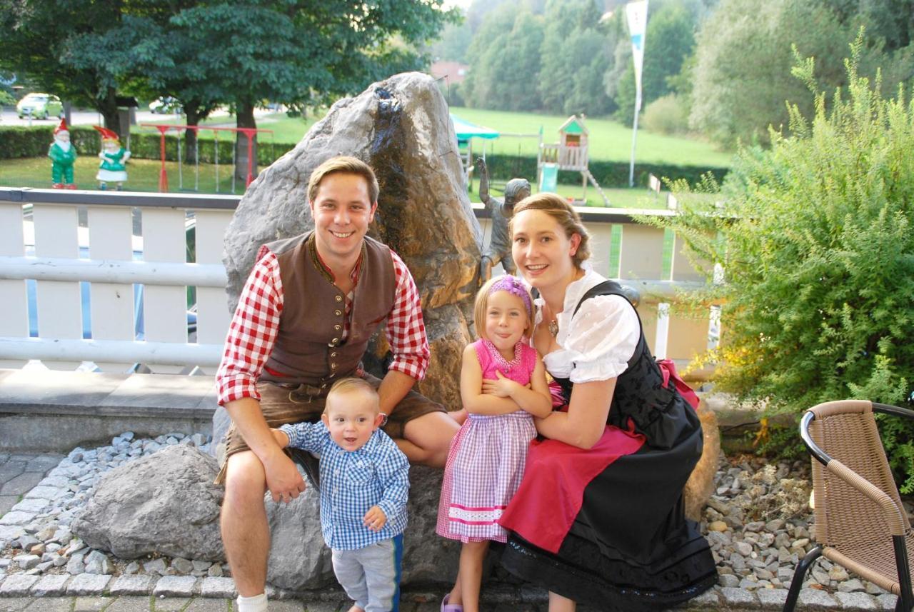 Traditions-Gasthaus Bayrischer Hof Leutkirch im Allgäu المظهر الخارجي الصورة